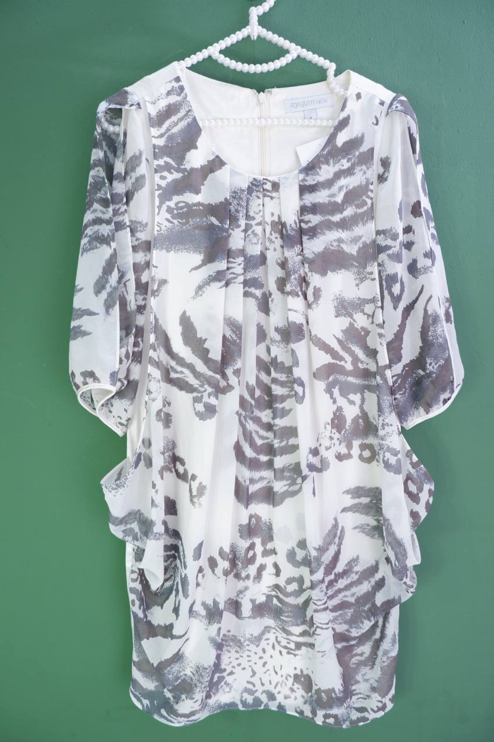 Платье Forever New свободного кроя, маркировка 8, визуально на 42 размер