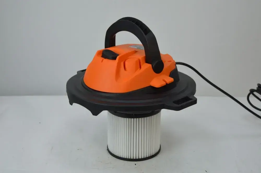 Пылесос строительный DVC-15 (DAMAN, 230В,50Гц,1400Вт, пылесборник 15л, нерж.сталь, шланг 2м)