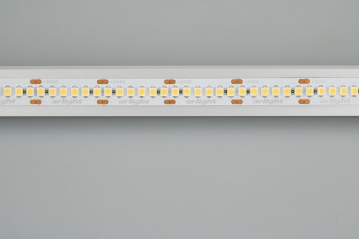 Светодиодная лента Arlight 19,2W/m 240LED/m 3528SMD дневной белый 5M 017431(2)