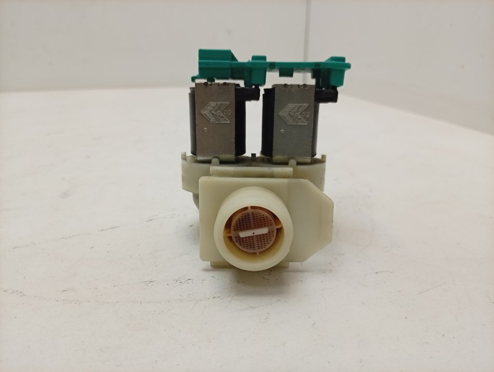 WLK24271OE/04 кт30 Клапан подачи воды для стиральных машин Bosch 2х180 9000544932 б/у