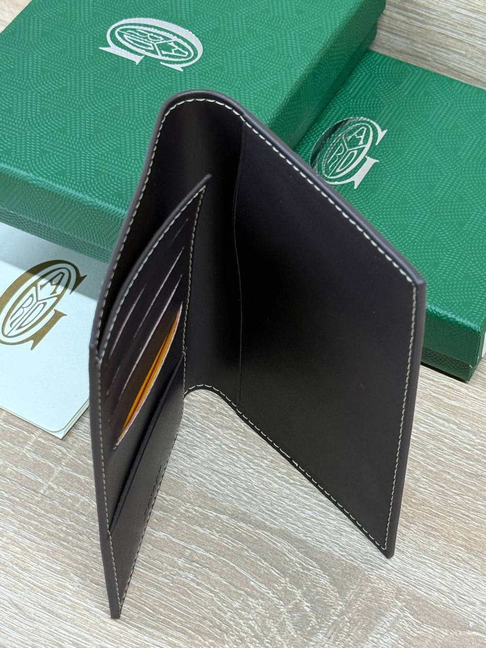 Обложка на паспорт Goyard