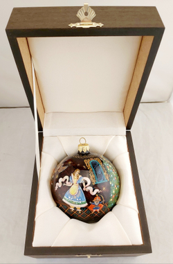 Футляр подарочный из шпона (дерево) для елочного шара