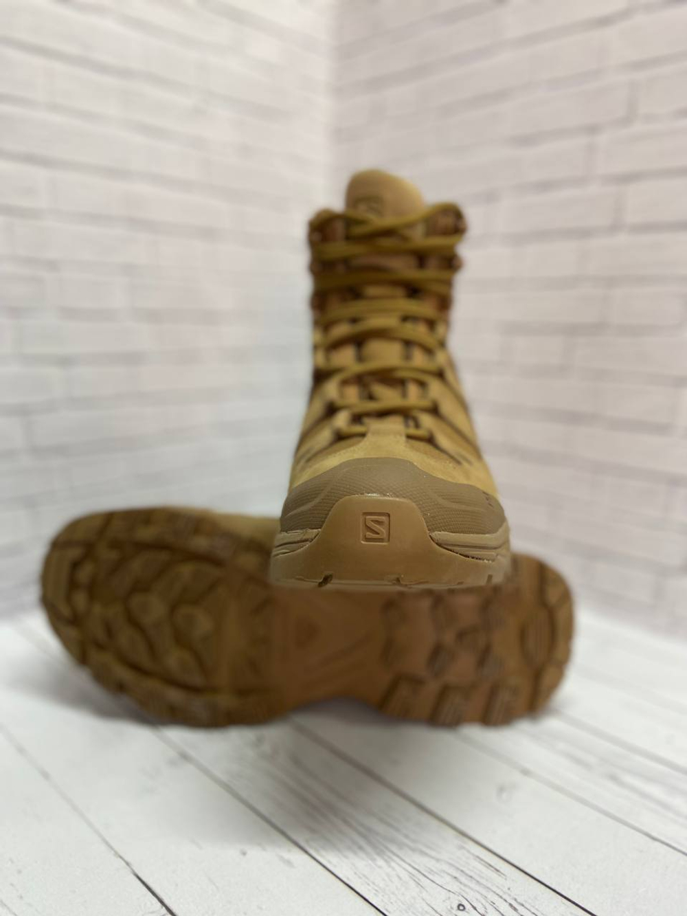 Ботинки Salomon / осень-зима / песок