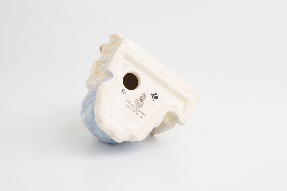 Коллекционная статуэтка «Новорожденный» (New Baby Bunnykins)