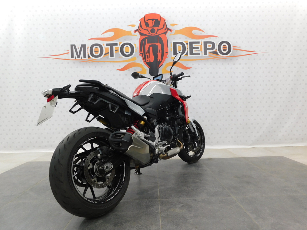 BMW F900R 037580