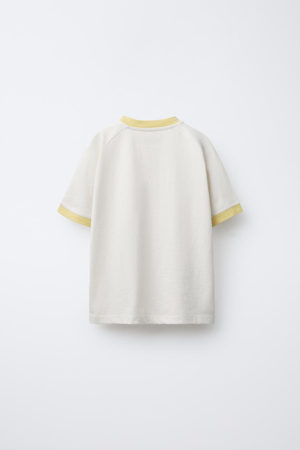 ZARA КОМПЛЕКТ ИЗ ФУТБОЛКИ И ШОРТОВ- БЕРМУДОВ В СПОРТИВНОМ СТИЛЕ, ЖЕЛТЫЙ