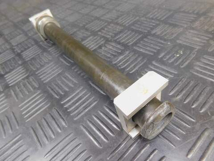 Ось заднего колеса Yamaha XJR1300 RP03J 2005