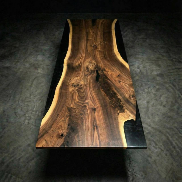 Карагач с живым краем свободной формы