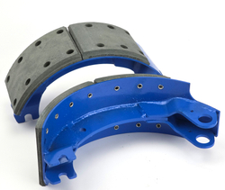 Колодка барабанного тормоза а/м КАМАЗ-53229, 65115 однорёберная (накладка: длинная+короткая) (1шт.) АККОР