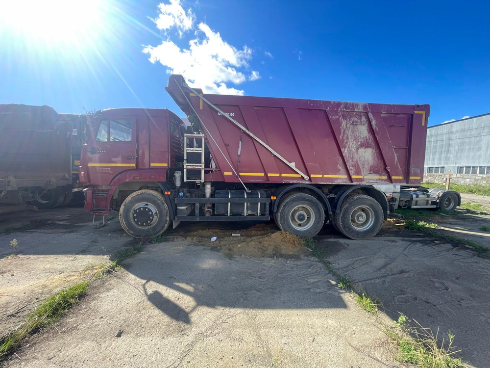 КамАЗ 6520 6x4 Самосвал 6520-7080-49(B5) (Дизельный, 8,9 л, 390 л.с., МТ)