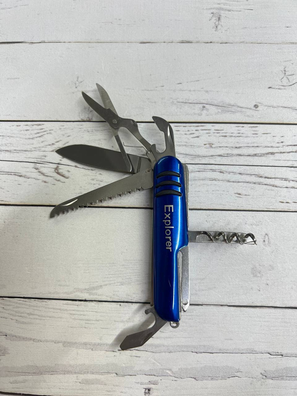 Универсальный складной мультитул