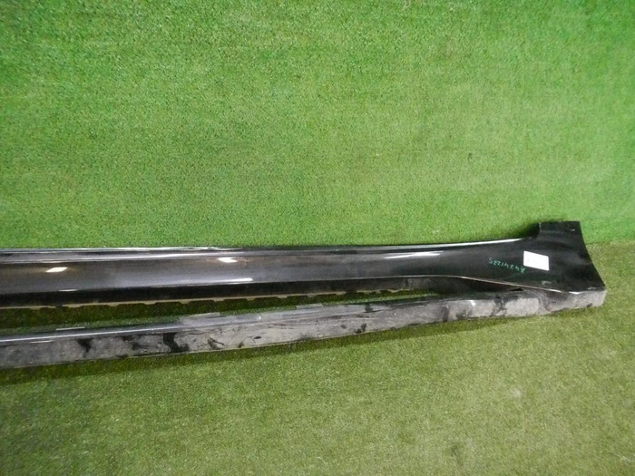 Накладка порога правая Lexus LX 3 (2015-2023)