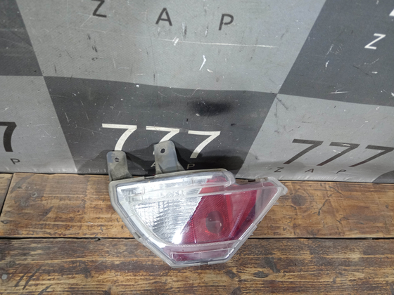 ПТФ задний правый Toyota RAV4 IV (XA40) 15-19 Б/У Оригинал 8145742060