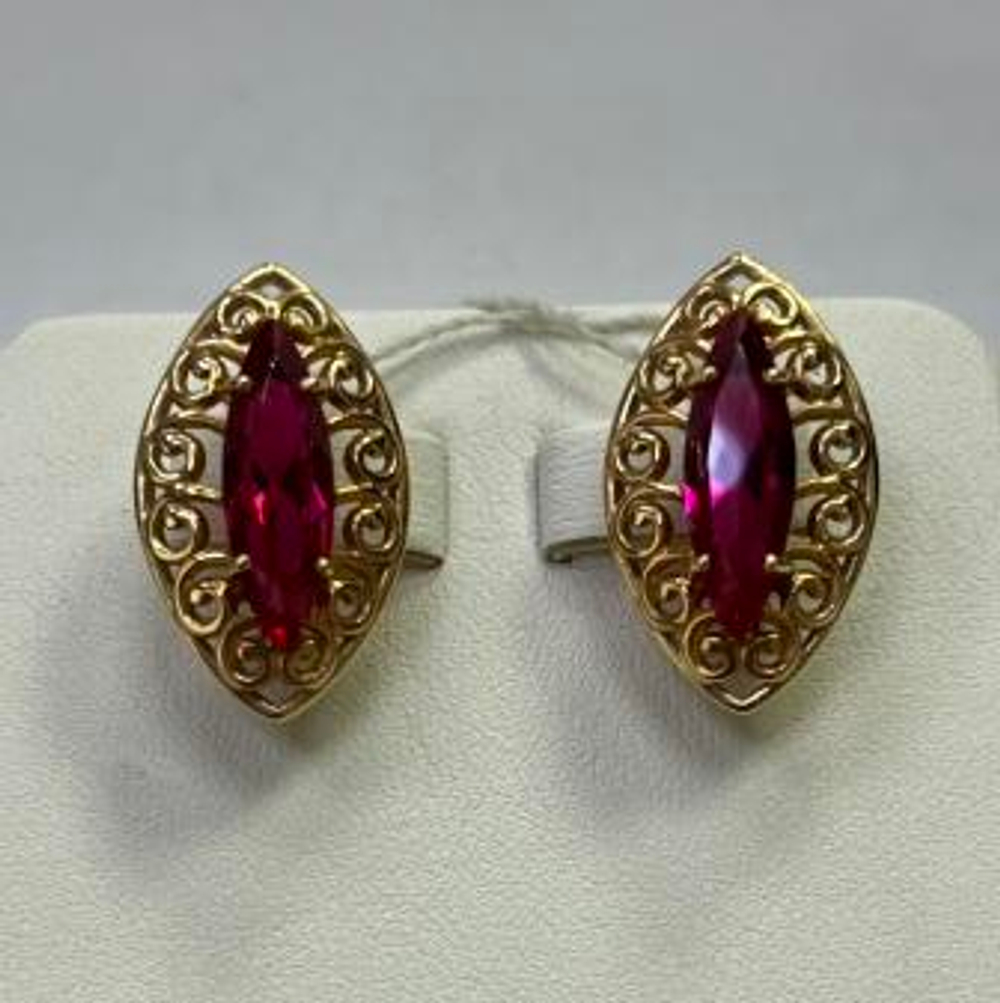 Серьги из золота с рубинами
