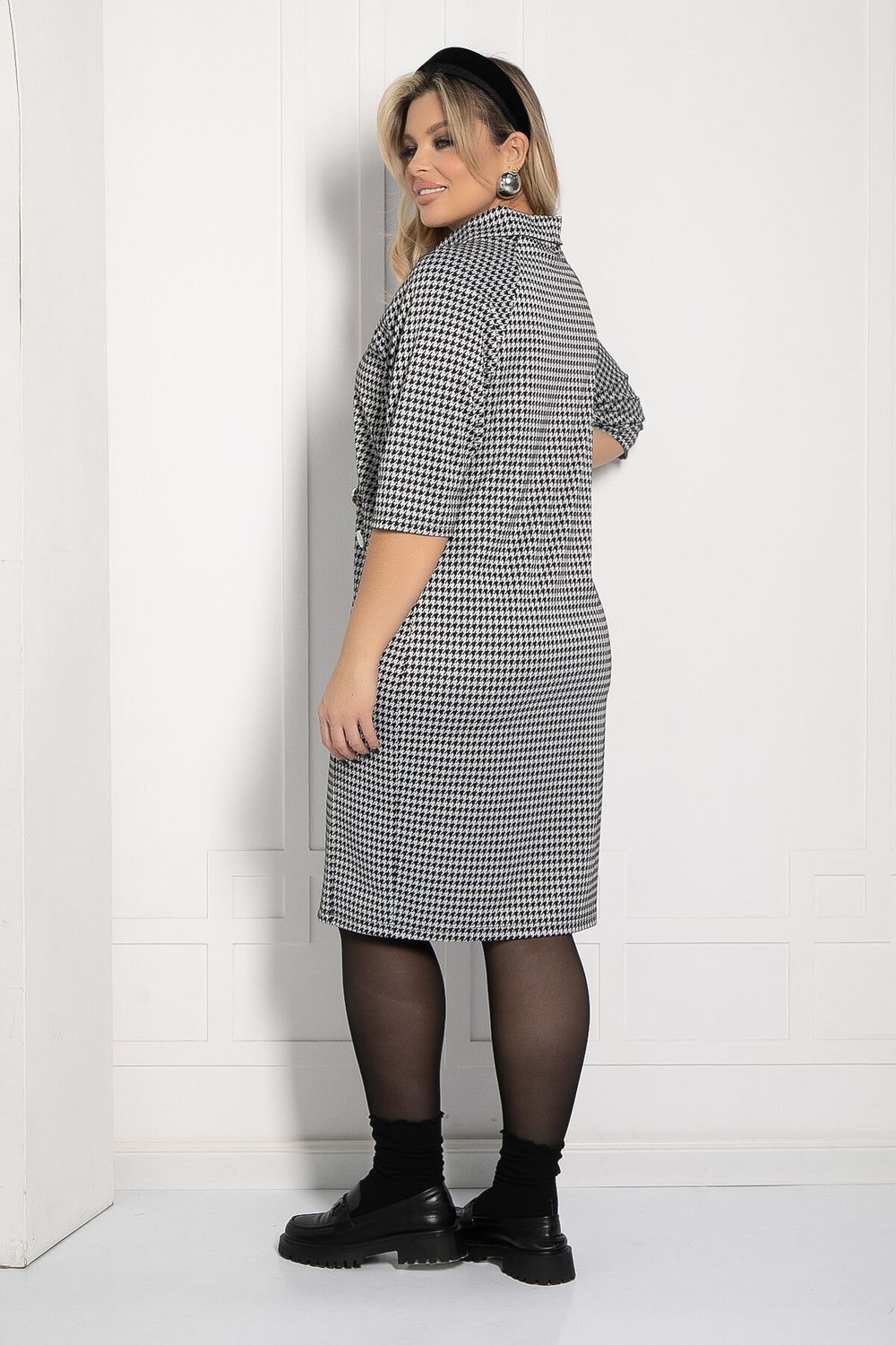 Платье Конфетти (черно-белое) П12688-18 LT Collection