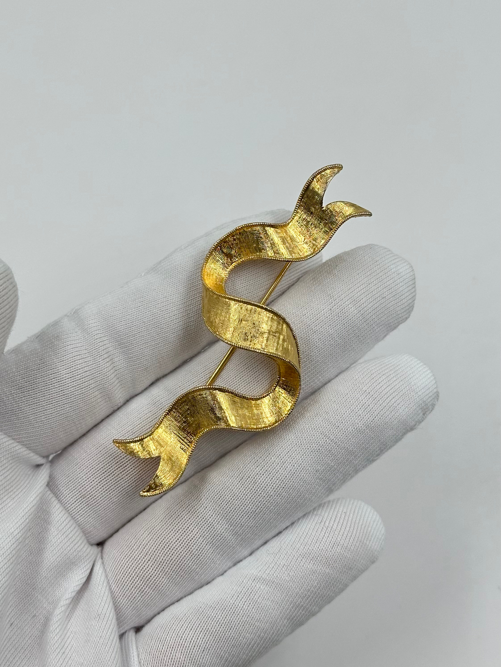 Брошь Лента Monet