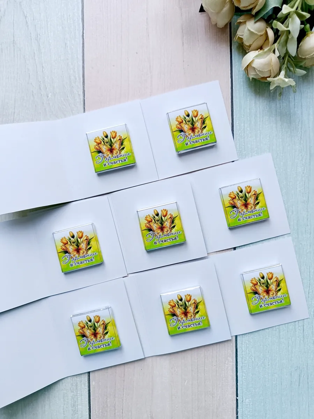 Открытки с шоколадом на 8 марта