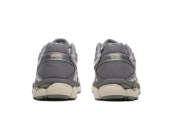 Asics Gel-Cumulus 16 "Cream Clay Grey"