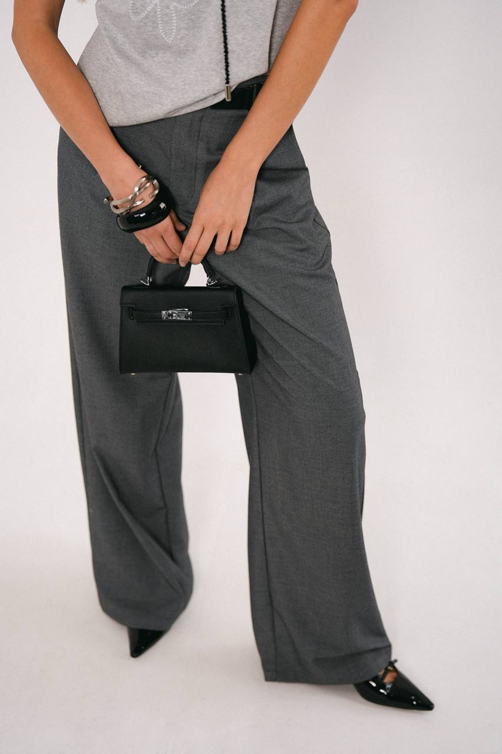 Брюки палаццо из костюмной ткани со вставкой на поясе