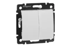 Выключатель Legrand Valena 2-клавишный проходной белый 06960