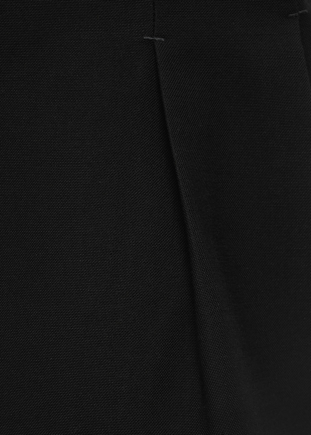 Жилет с баской и воротником-халтер