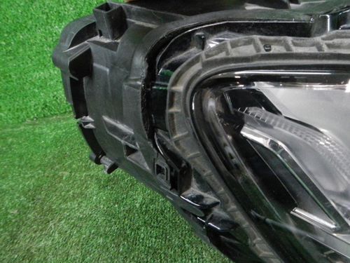 Фара правая Audi Q7 2 (2015-2019) LED