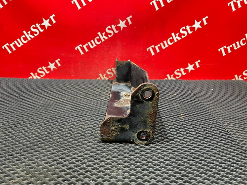 Кронштейн подножки правый