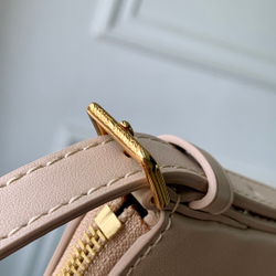 Louis Vuitton Pochette LV Bloom