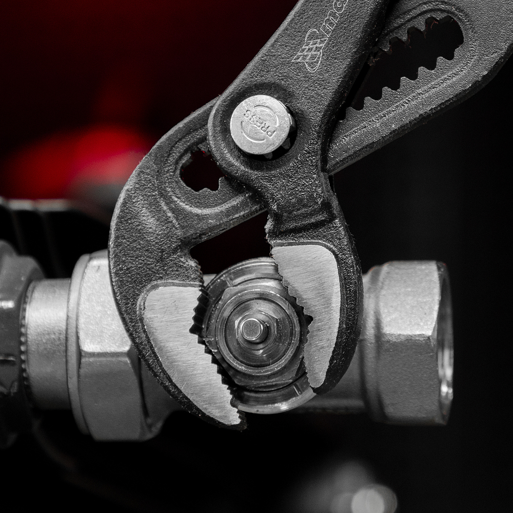 Клещи переставные 300 мм, кнопочный механизм, хром-ванадий, обливные рукоятки Matrix