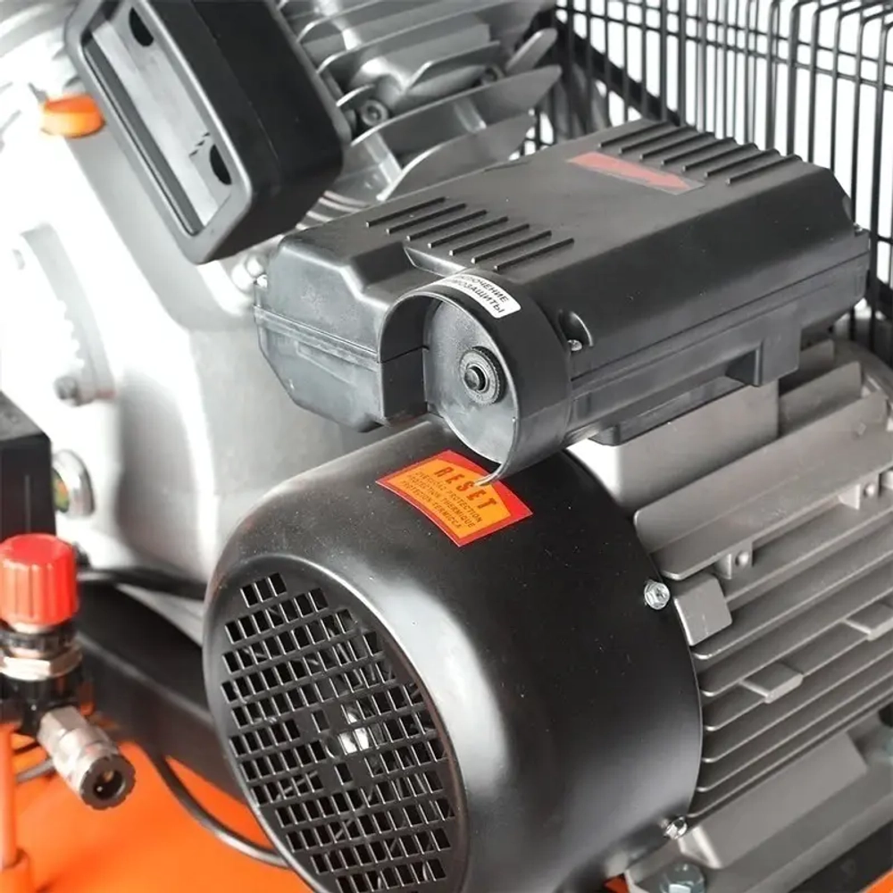 Компрессор поршневой ременной Patriot Remeza СБ 4/С-100 LB 30 АВ, 520306330