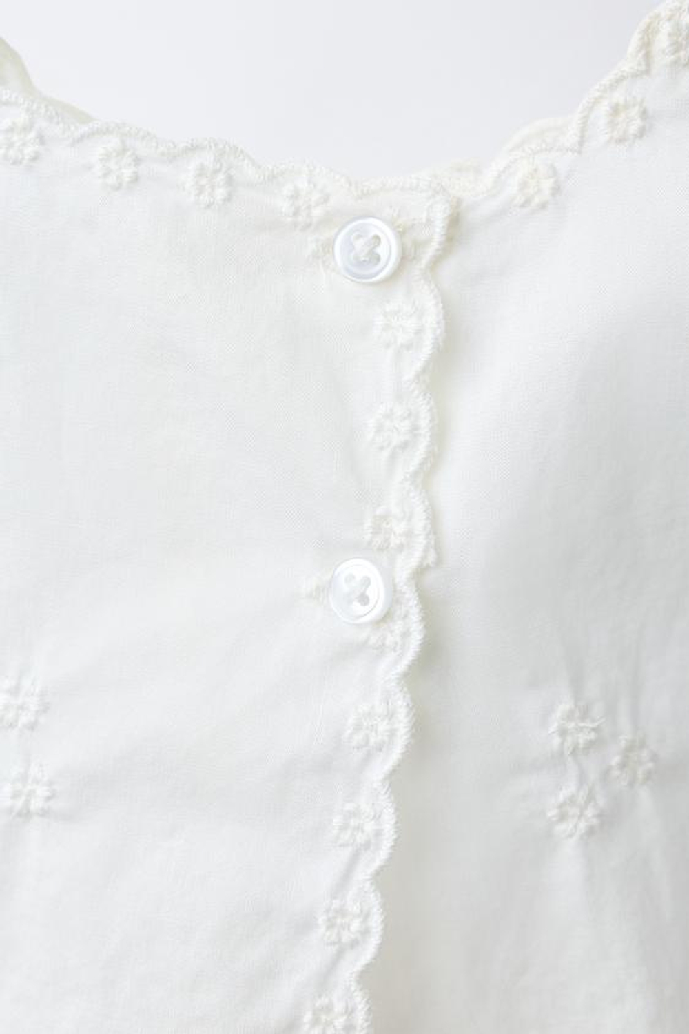 ZARA КОМПЛЕКТ ИЗ РУБАШКИ И ТРУСОВ С ВЫШИВКОЙ, БЕЛЫЙ