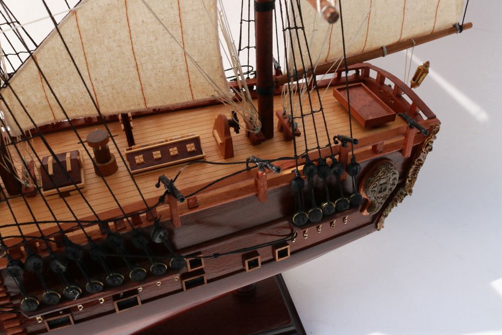 Van Der Heijden Модель парусника "HM Bark Endeavour", Англия