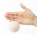 Спонж для умывания конняку  TRIMAY White Konjac Sponge