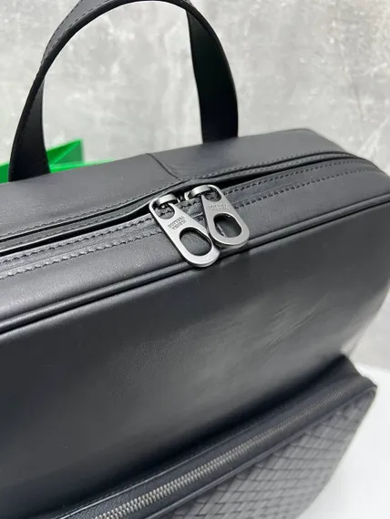 Рюкзак мужской Bottega Veneta Intrecciato Small черный
