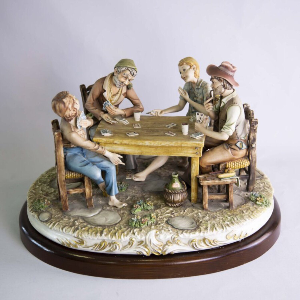 Винтаж: Фарфоровая мануфактура Capodimonte. «Игроки»