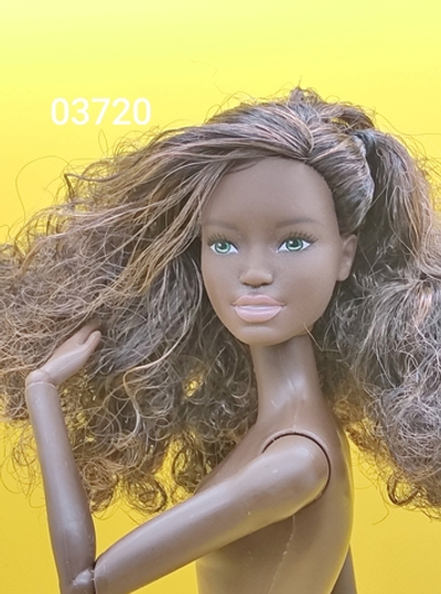 Кукла Барби Looks 03720