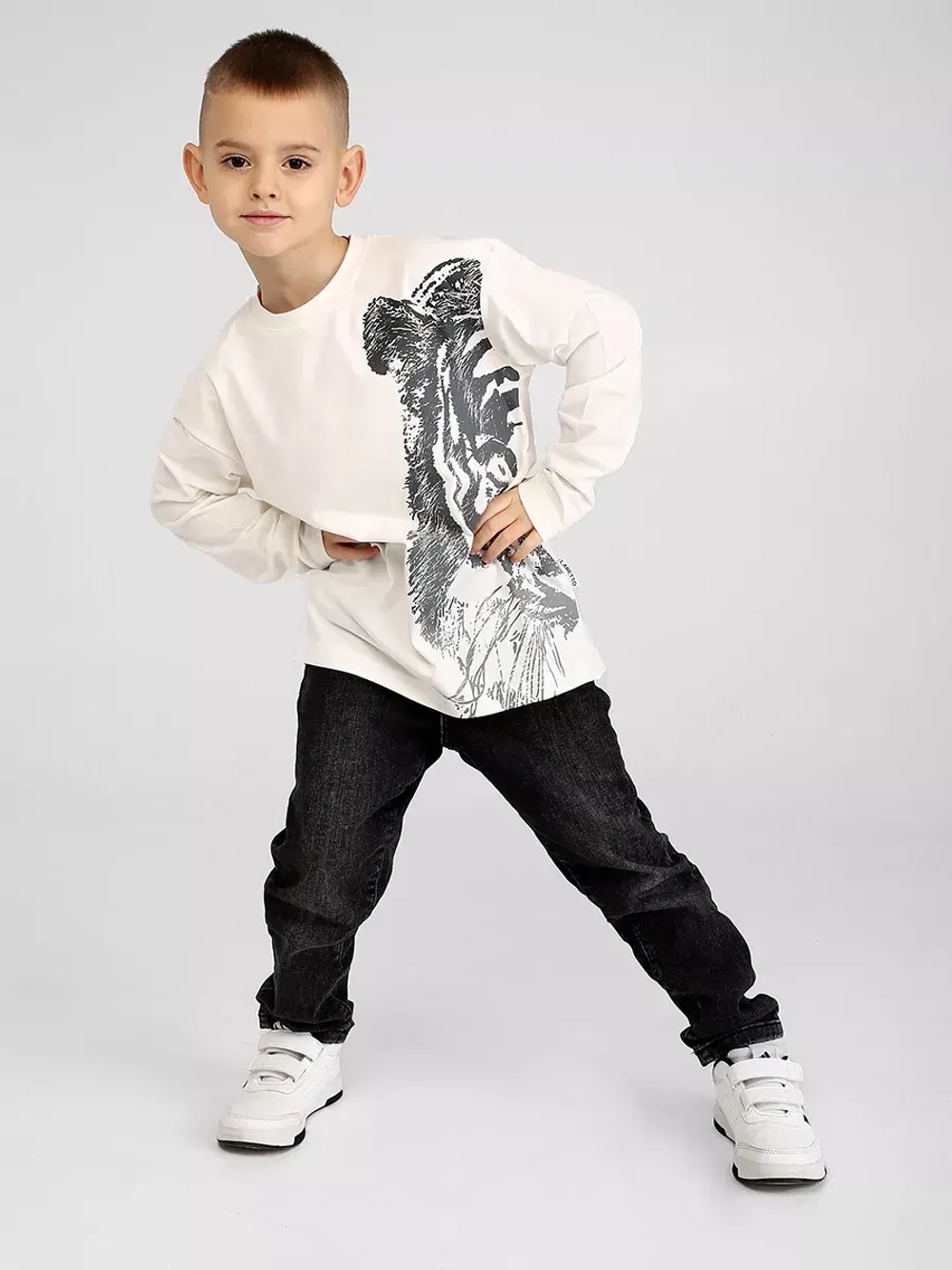 Лонгслив школьный для мальчика с принтом