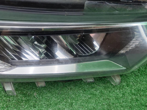 Фара правая Toyota RAV4 5 XA50 (2018-н.в.) LED