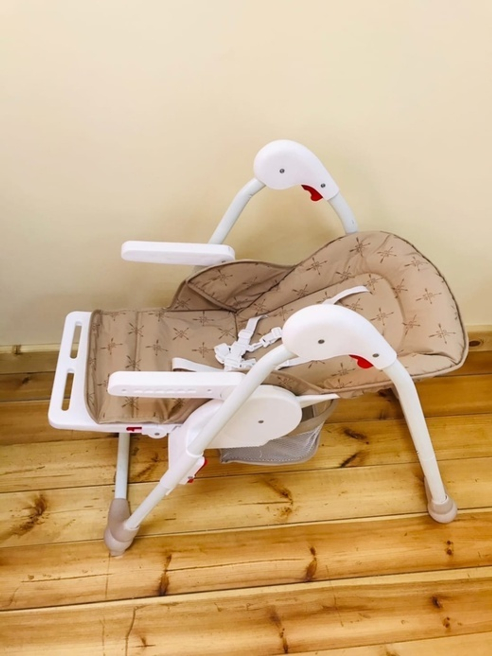 Стул для кормления "Мишутка" С-С-1, бежевый