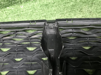 Решетка переднего бампера Renault Duster 2 (20-нв)