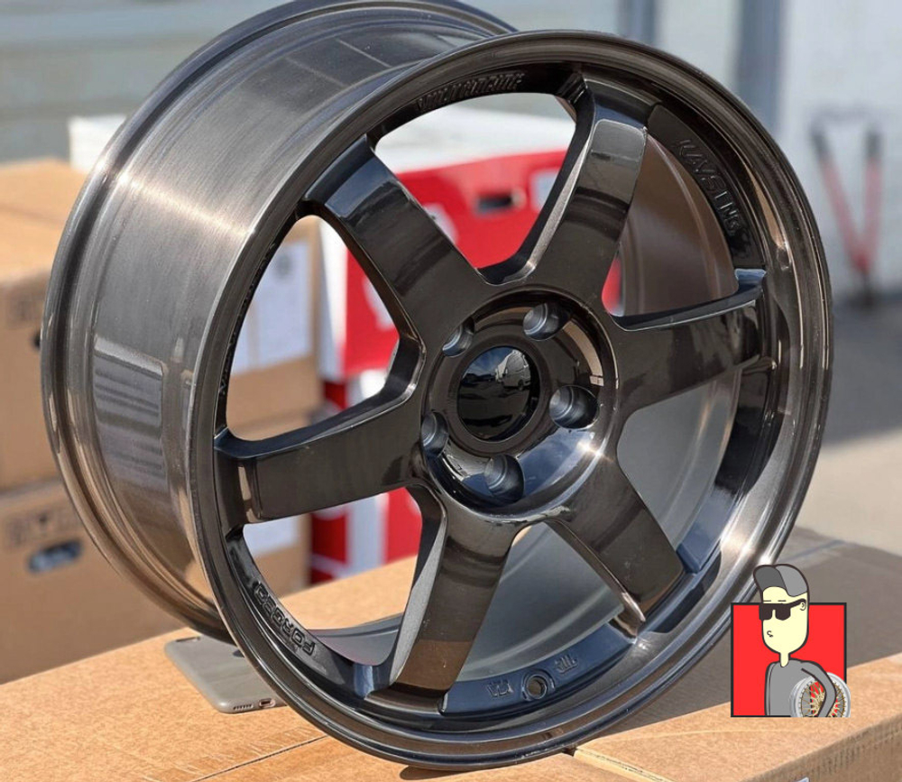 Комплект дисков Rays TE37 8244 18x8.5 et42 5x114.3