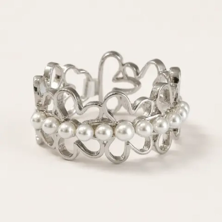 Кольцо «Жемчужные сердца» Silver