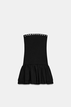 ZARA МИНИ-ПЛАТЬЕ С ВОЛАНАМИ, ЧЕРНЫЙ
