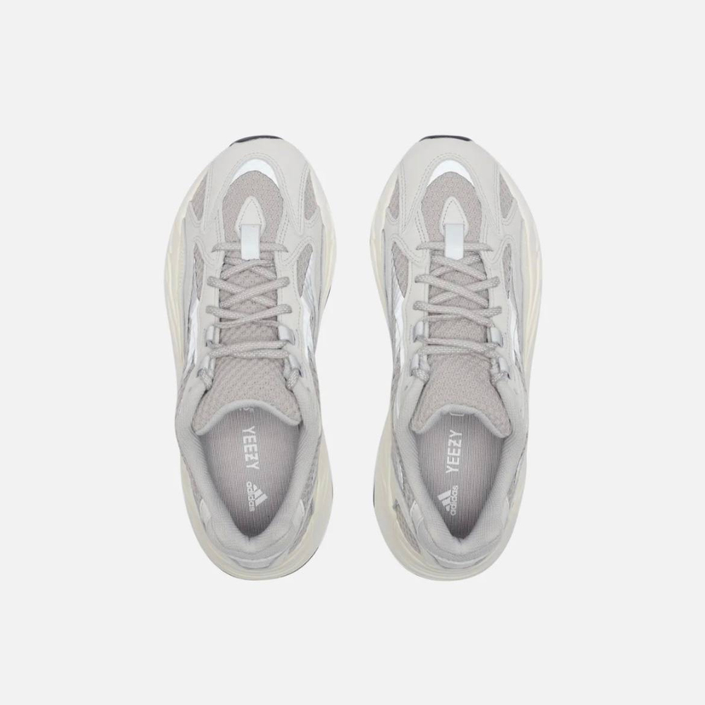 Adidas Yeezy 700 Boost Static