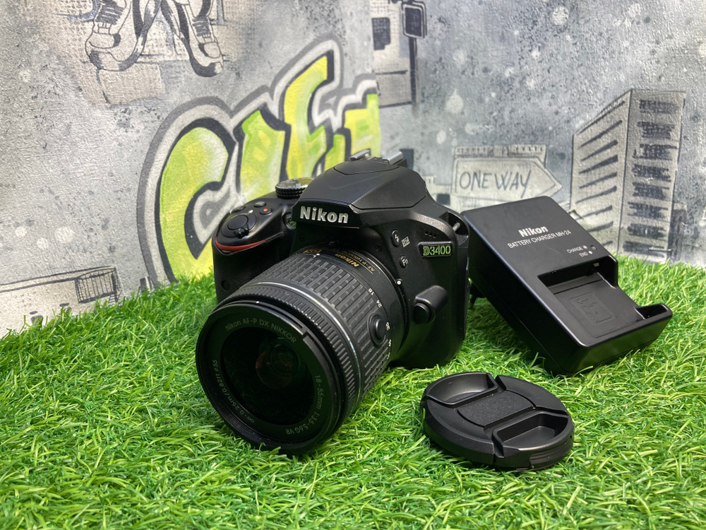 Nikon D3400 Kit AF-P DX 18-55mm G VR (4400 кадров)