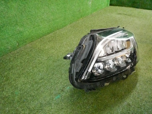 Фара левая Mercedes C w205 (2018-2023) LED