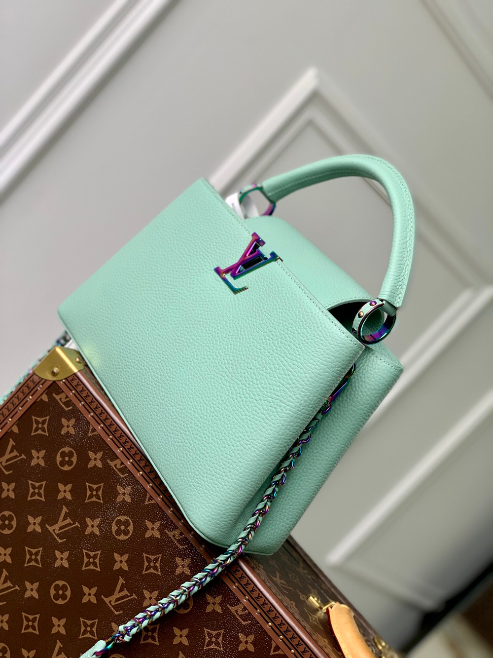 Louis Vuitton Capucines MM