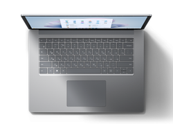 Microsoft Surface Laptop 6 (13.5", Intel Core Ultra 5 135H, 16GB RAM, 256GB SSD)