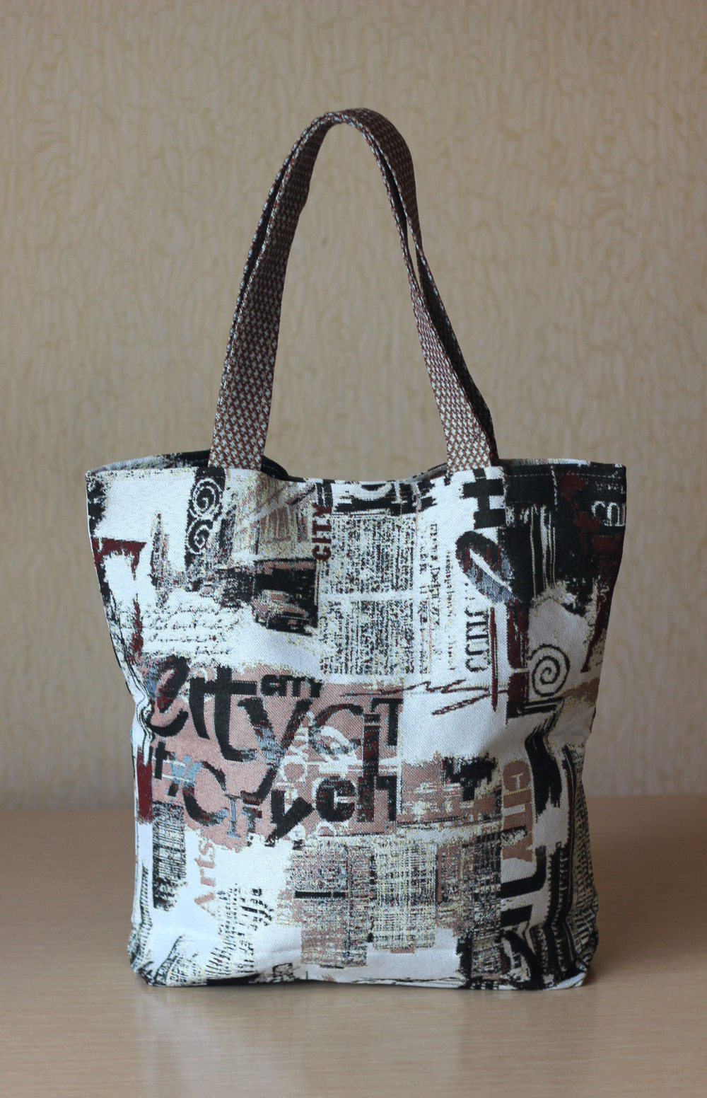 Гобеленовая сумка Город (39х39х12)