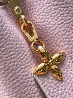 Louis Vuitton Capucines BB